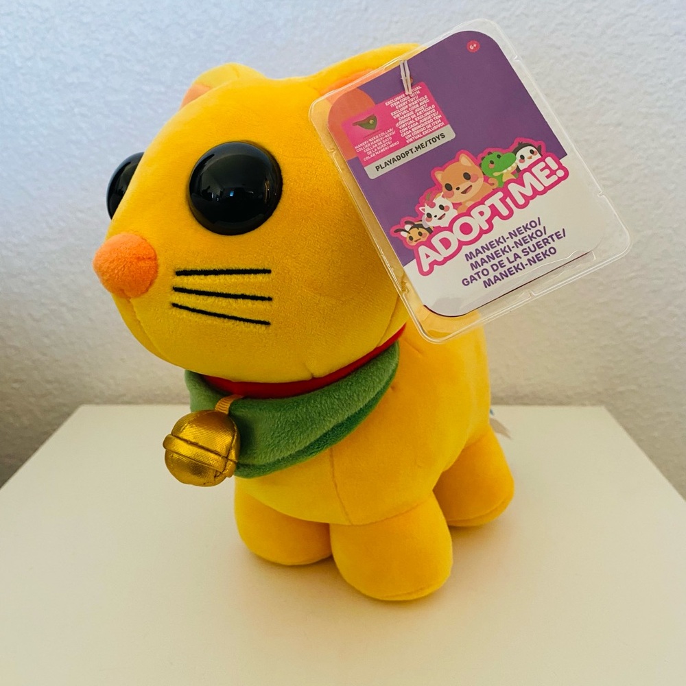 Adopt Me!! Maneki-Neko Plush
